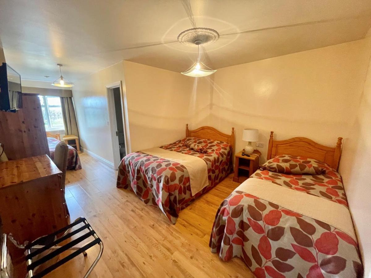 Goldendawn Guest House Citywest Εξωτερικό φωτογραφία