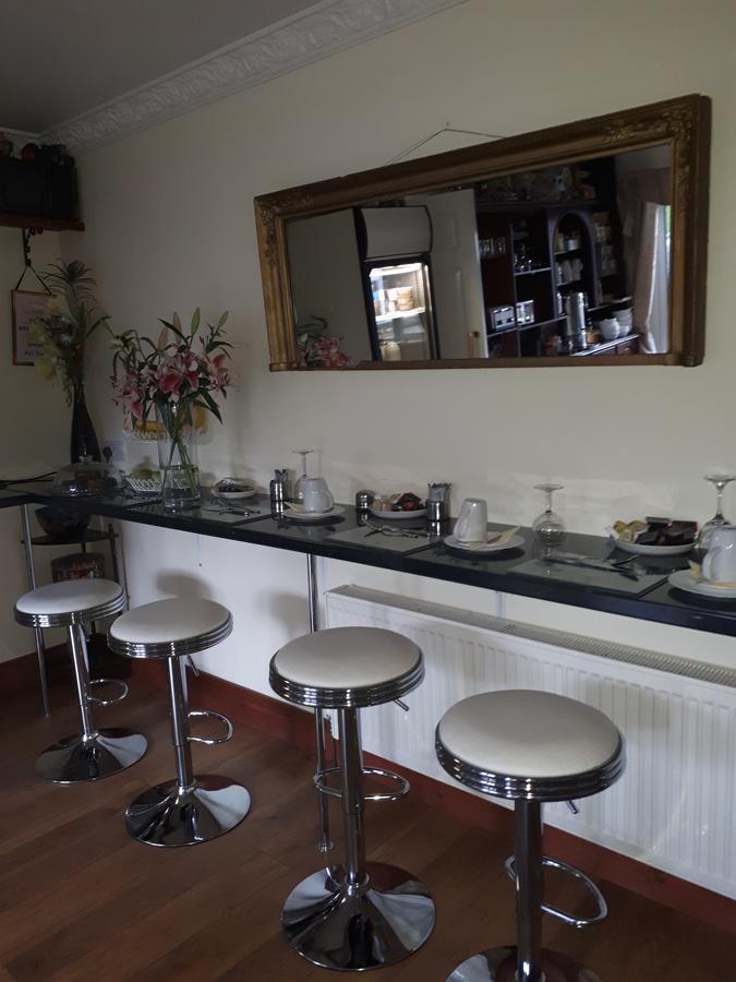 Goldendawn Guest House Citywest Εξωτερικό φωτογραφία